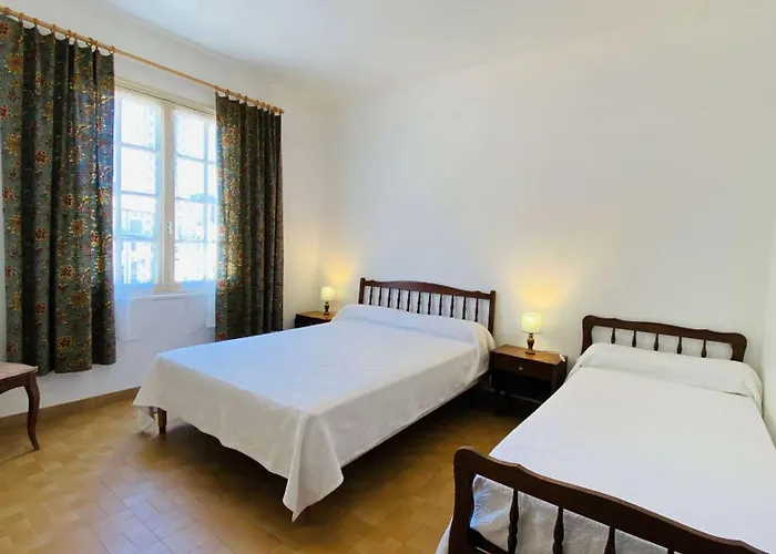 Villa Maison De A Proximite De La *